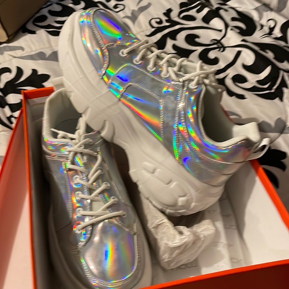 Worn once. Waited to long to send back. - Picture 1 of 5